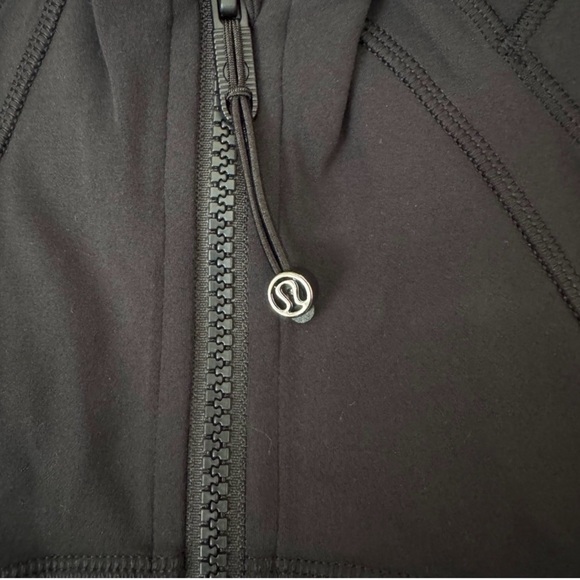Lululemon define jacket! New - Picture 3 of 5